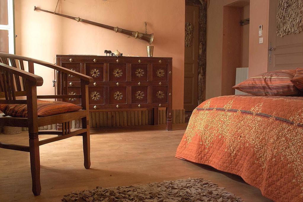 Demeure De Digoine "Chambre D'Hotes" Бур-Сент-Андеоль Экстерьер фото